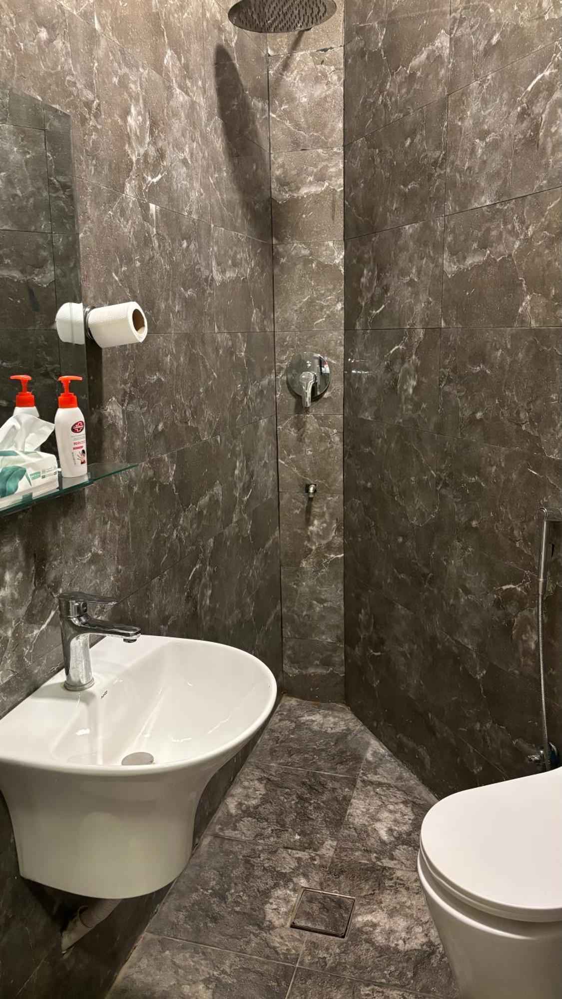 Apartment ستديو في مجمع ام الحمام الغربي *